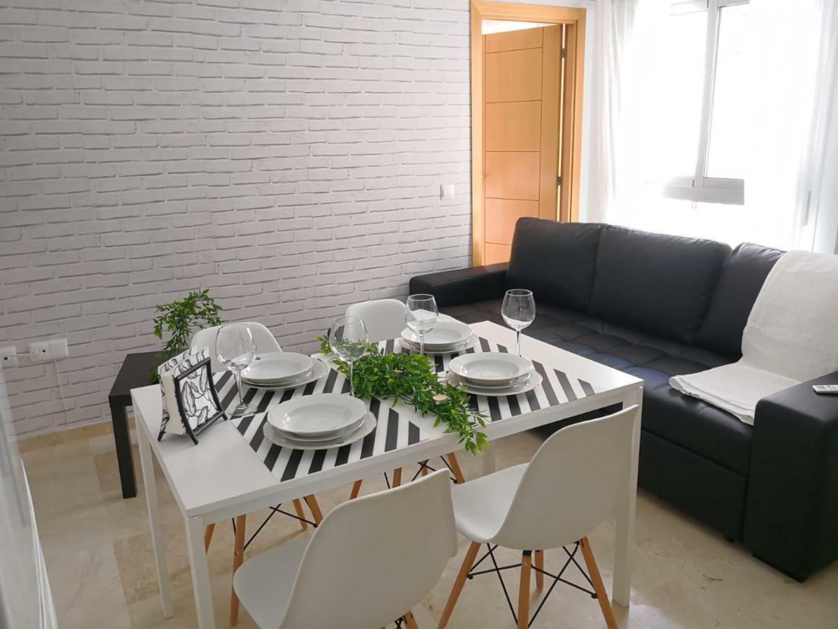 Appartement Apartamento La Victoria à Málaga Extérieur photo