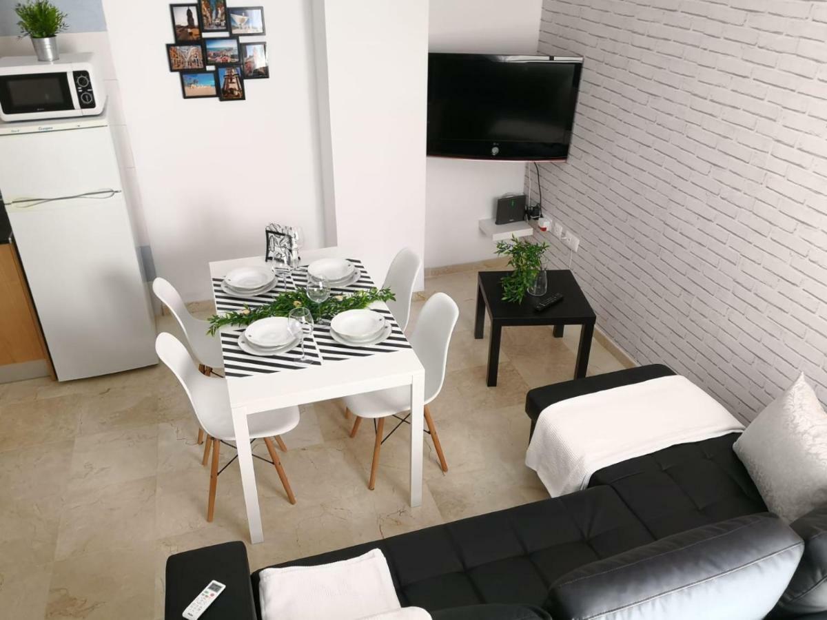 Appartement Apartamento La Victoria à Málaga Extérieur photo