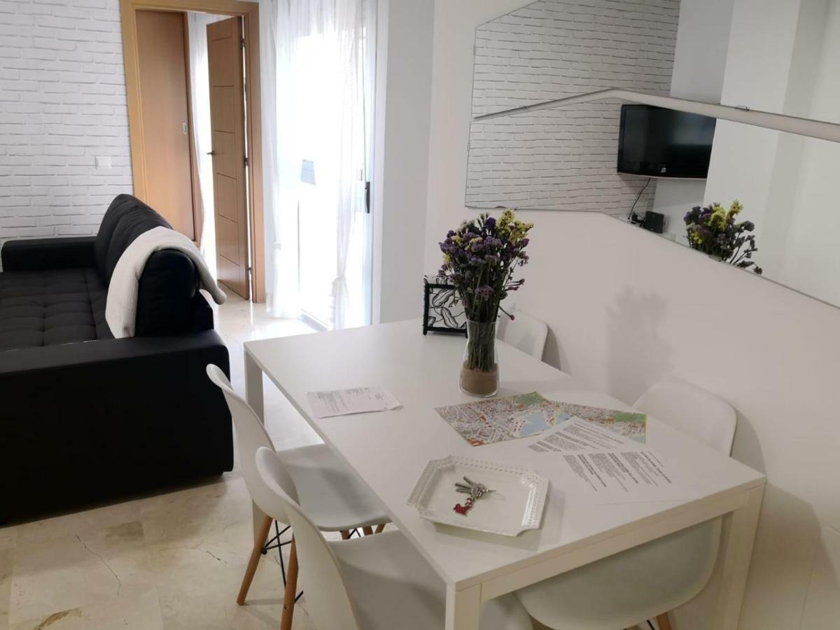 Appartement Apartamento La Victoria à Málaga Extérieur photo